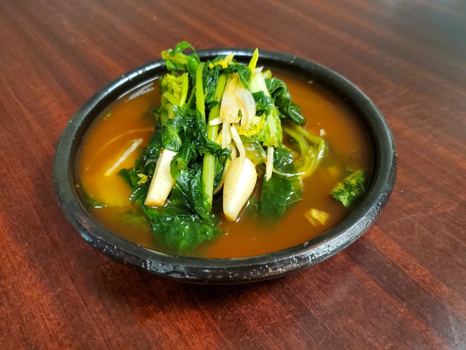 Young Summer Radish Leaves Water Kimchi (열무물김치)